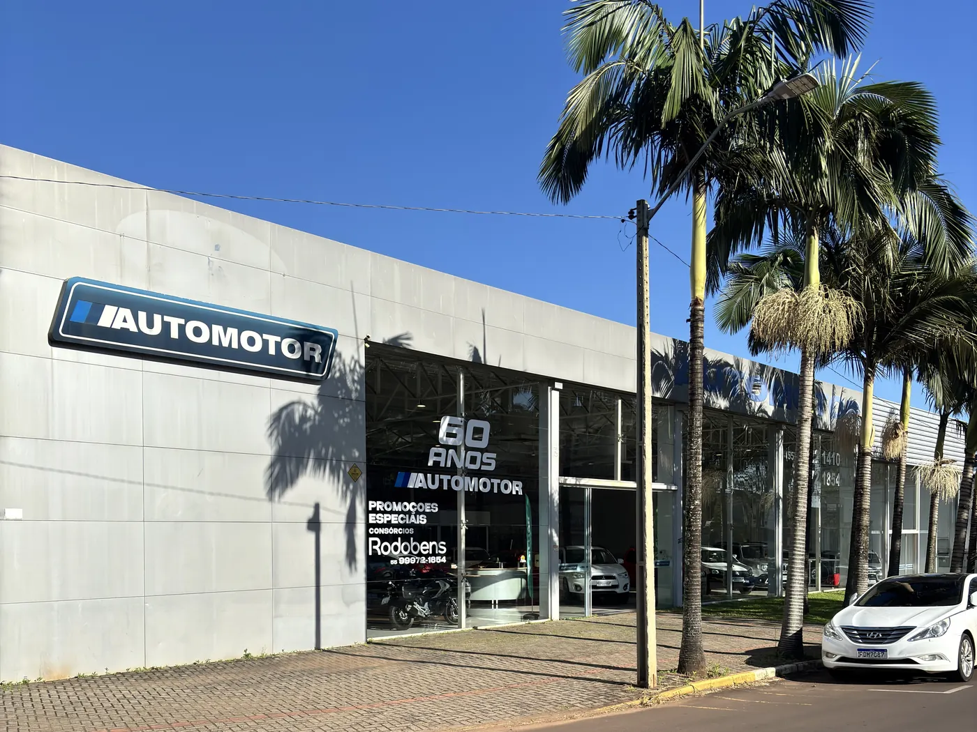 Fachada da Automotor na Avenida Ijuí