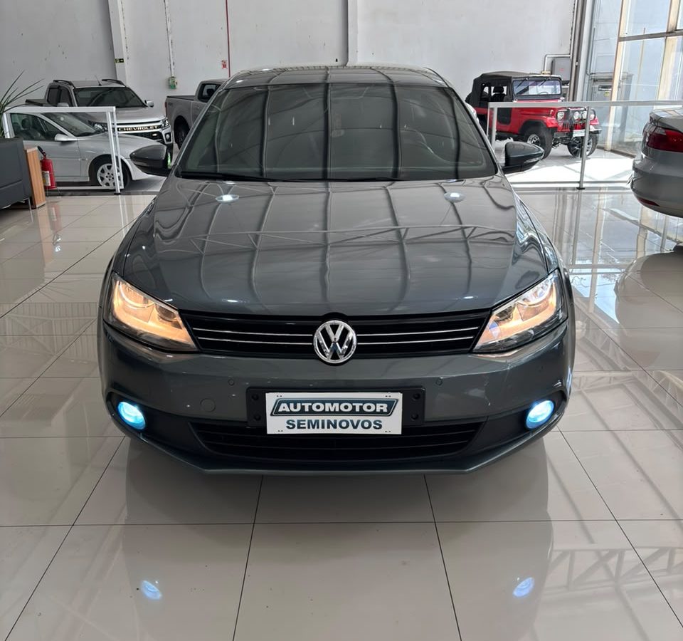Volkswagen JETTA Comfortline 2.0 2013